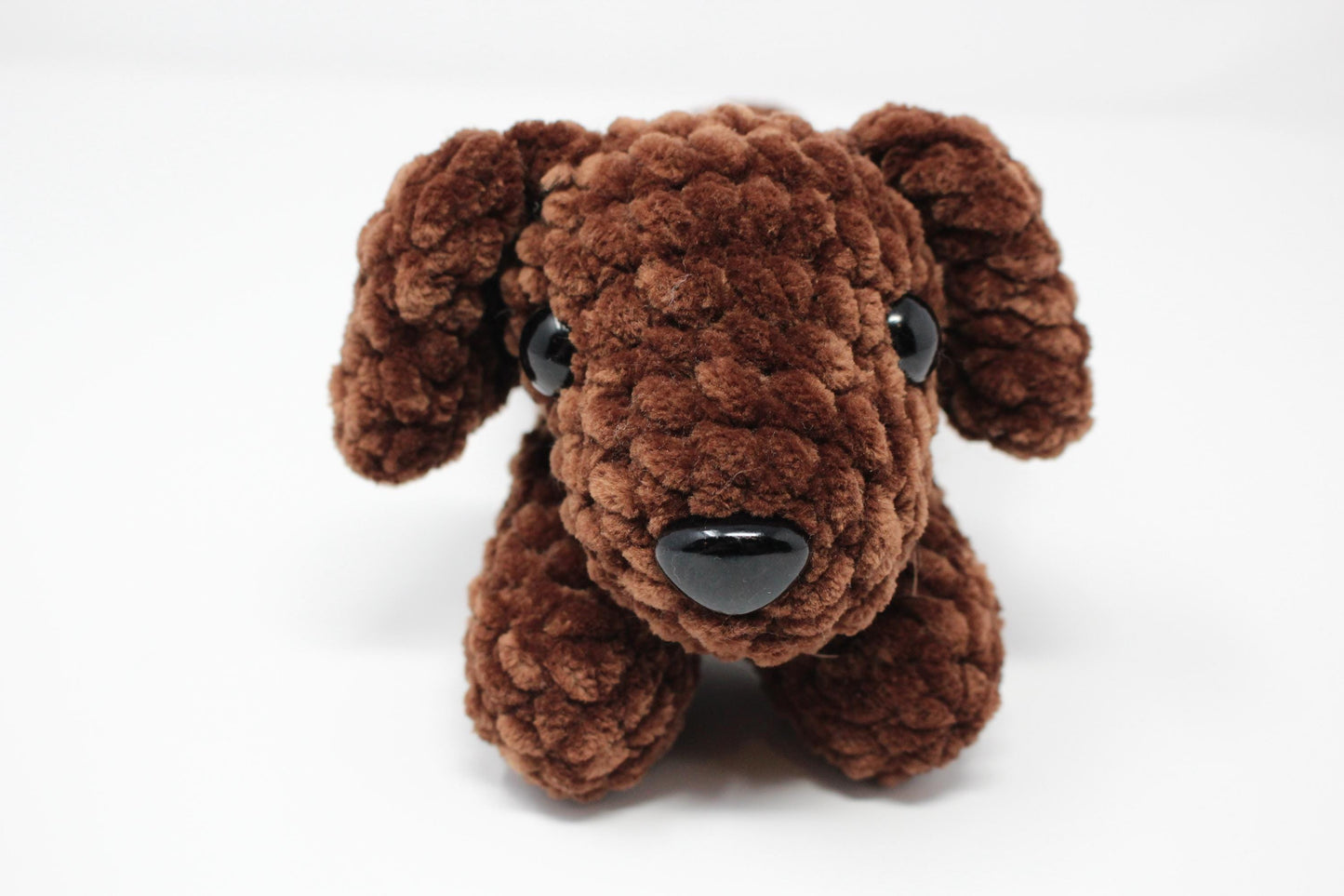 Cinnamon the Labrador Low-sew Crochet Pattern