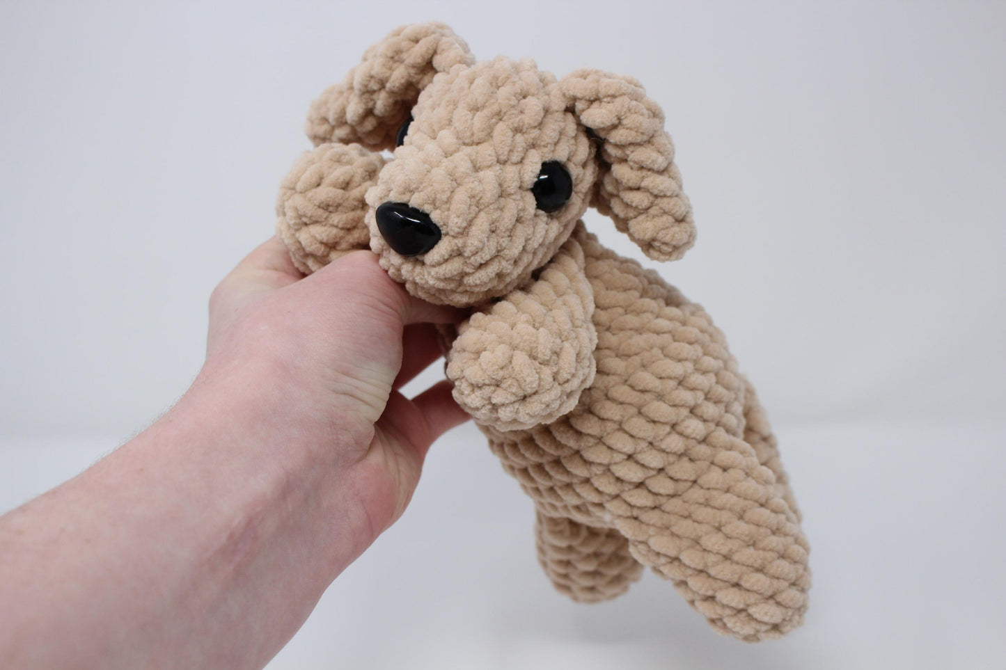 Cinnamon the Labrador Low-sew Crochet Pattern
